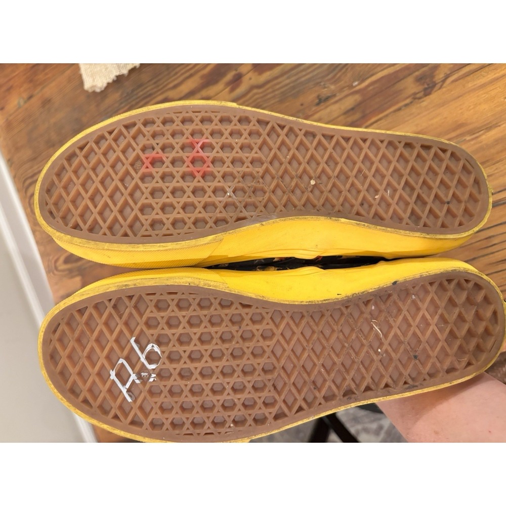 VANS x National Geographic Kids Slip-On Animal Print Black/Yellow Size 7 Fair - Picture 9 of 9